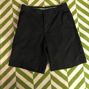 Izod golf shorts